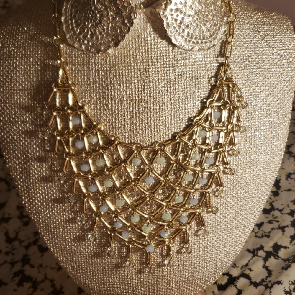 Fashion necklace
